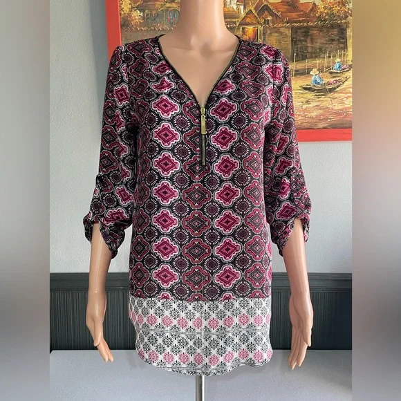 Tacera Blouse SZ - M - Picture 1 of 6